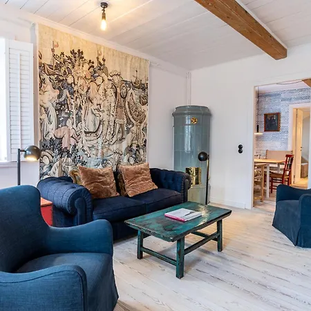 Soennes Stuuv Im Haus Betty *